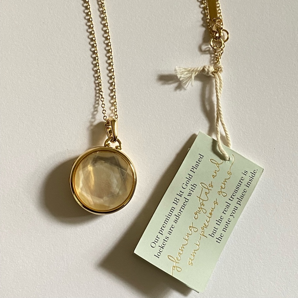 Spartina 449 Pearlescent Locket